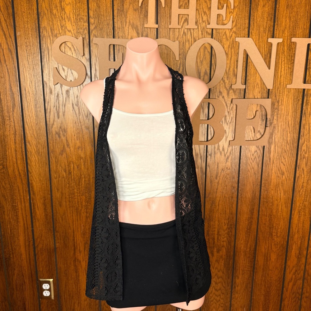 Maurices Crochet Lace Vest Women S Black Boho Whimisigoth Grunge Y2K Layering